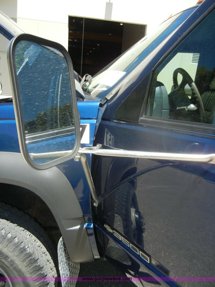 image for item D4269 1999 Chevrolet K3500 Silverado pickup truck