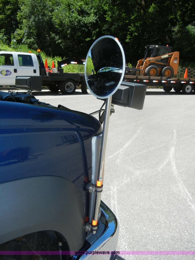 image for item D4269 1999 Chevrolet K3500 Silverado pickup truck