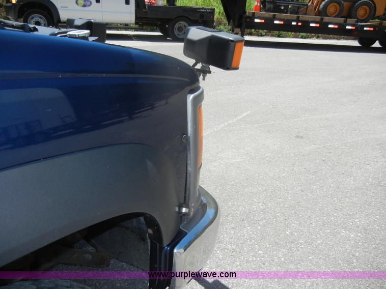 image for item D4270 1999 Chevrolet K3500 Silverado pickup truck