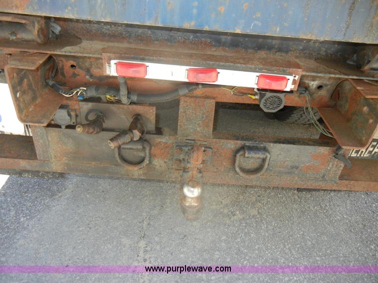 image for item D4270 1999 Chevrolet K3500 Silverado pickup truck