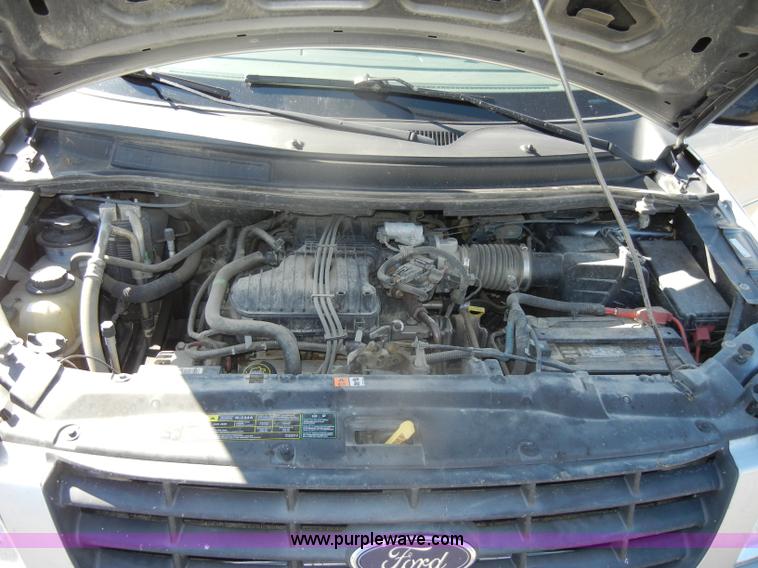 image for item D4271 2007 Ford Freestar SE mini van