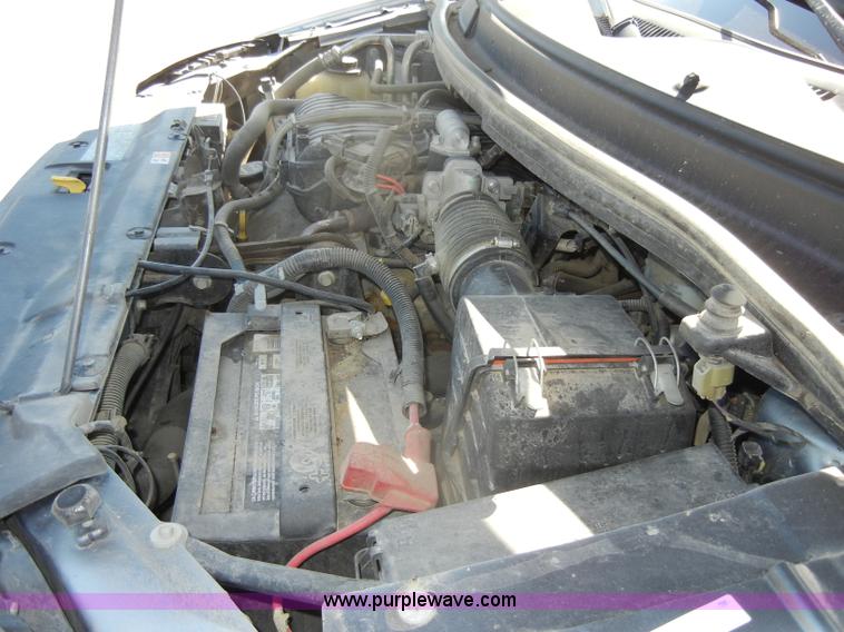 image for item D4271 2007 Ford Freestar SE mini van