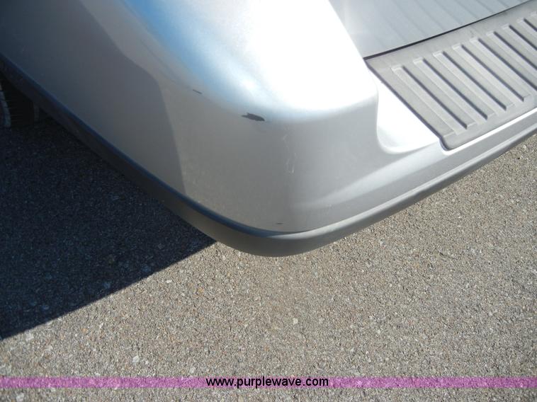 image for item D4271 2007 Ford Freestar SE mini van