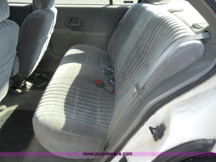 image for item D4272 2001 Chevrolet Lumina