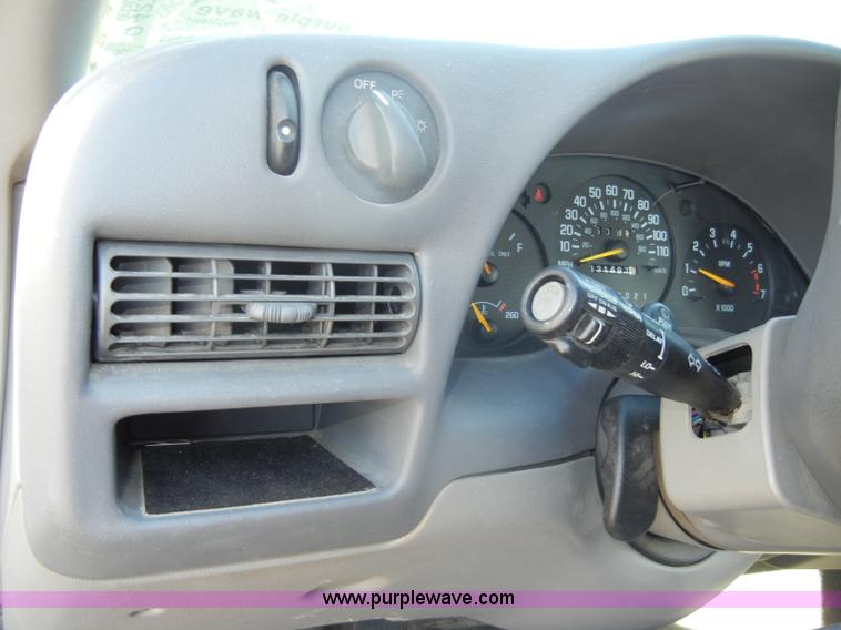 image for item D4272 2001 Chevrolet Lumina