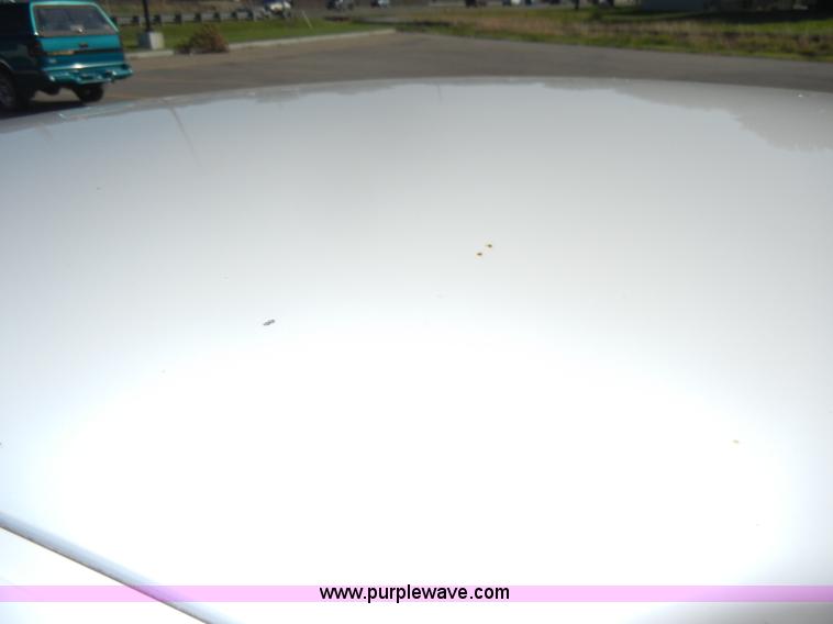 image for item D4273 2006 Ford Taurus SE