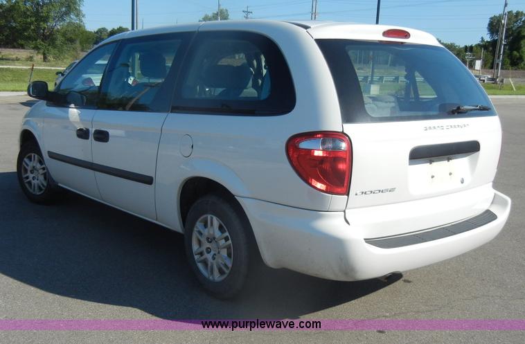 image for item D4274 2006 Dodge Grand Caravan mini van