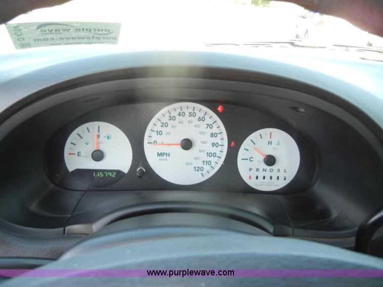 image for item D4274 2006 Dodge Grand Caravan mini van