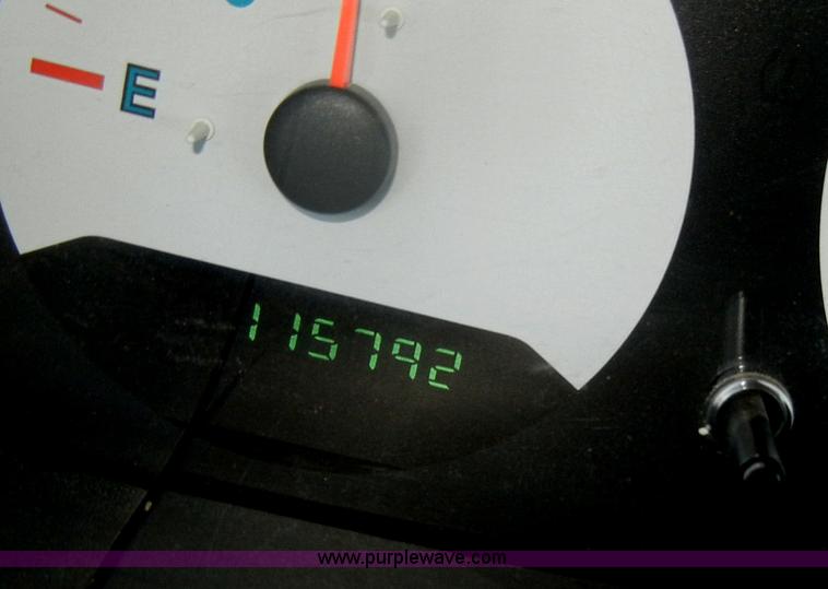 image for item D4274 2006 Dodge Grand Caravan mini van