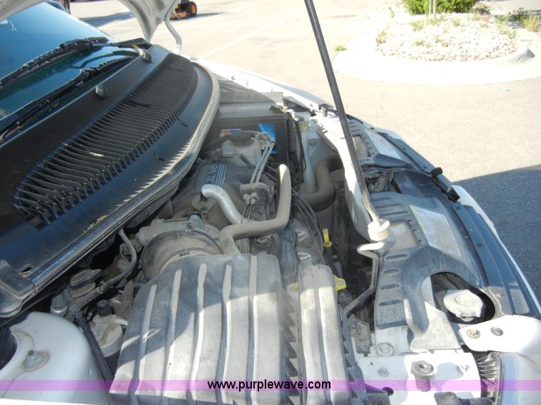 image for item D4274 2006 Dodge Grand Caravan mini van