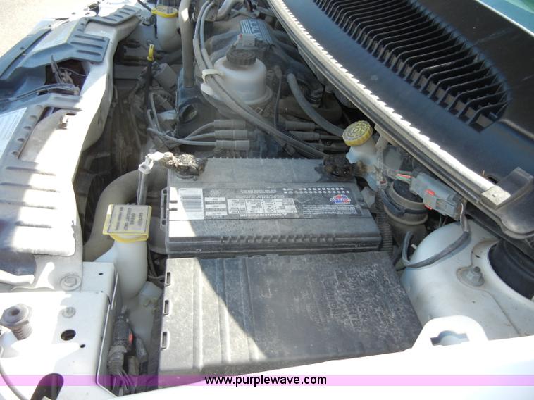 image for item D4274 2006 Dodge Grand Caravan mini van