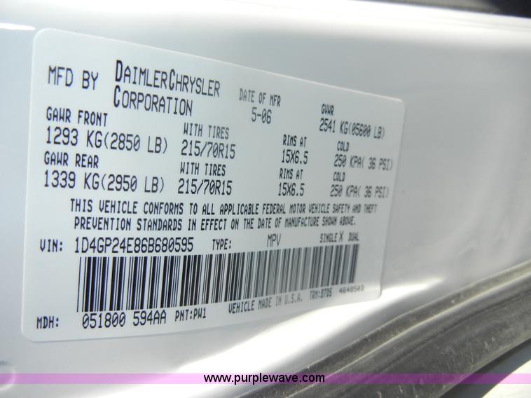 image for item D4274 2006 Dodge Grand Caravan mini van