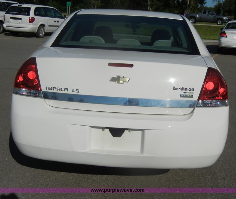 image for item D4275 2007 Chevrolet Impala LS