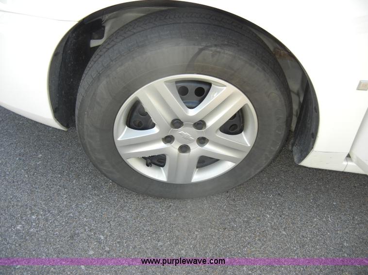 image for item D4275 2007 Chevrolet Impala LS