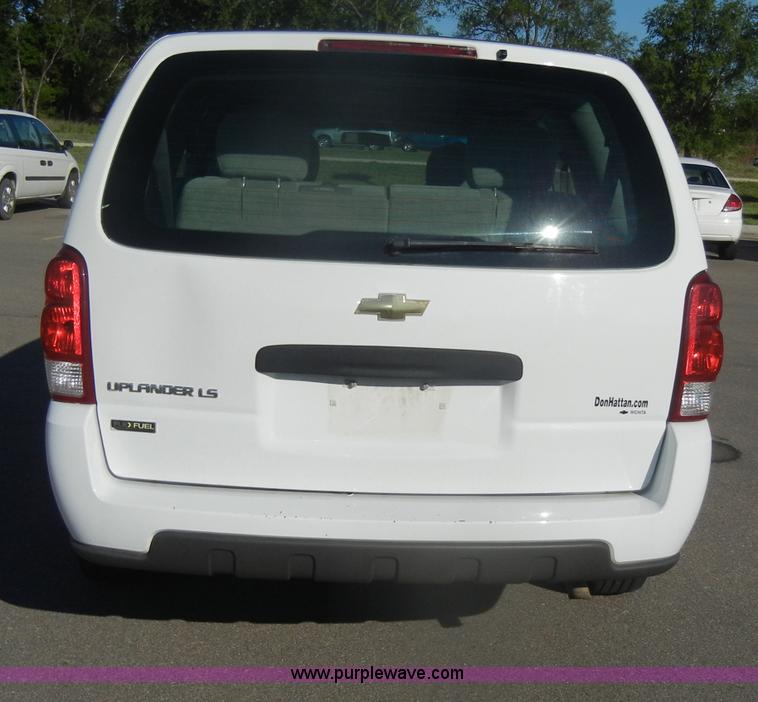 image for item D4276 2007 Chevrolet Uplander LS