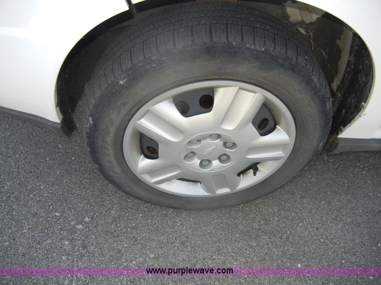 image for item D4276 2007 Chevrolet Uplander LS