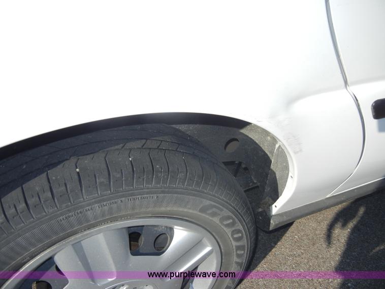 image for item D4276 2007 Chevrolet Uplander LS