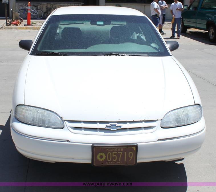 image for item D5035 2001 Chevrolet Lumina