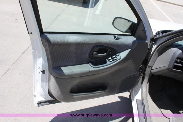 image for item D5035 2001 Chevrolet Lumina