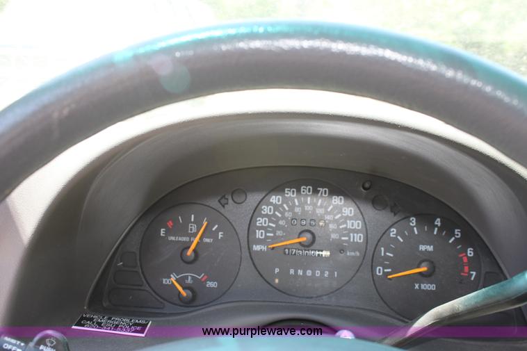 image for item D5035 2001 Chevrolet Lumina
