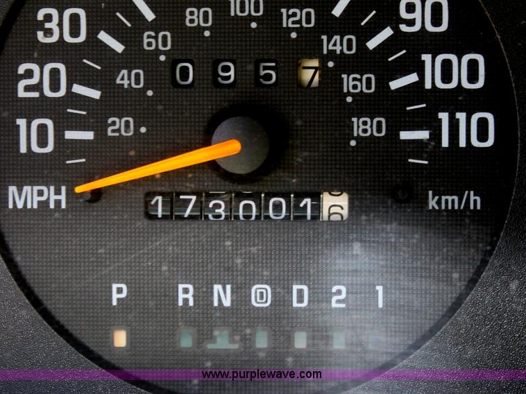 image for item D5035 2001 Chevrolet Lumina