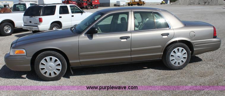 image for item D5100 2006 Ford Crown Victoria Police Interceptor
