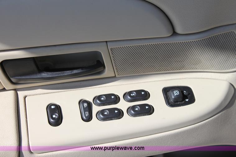 image for item D5100 2006 Ford Crown Victoria Police Interceptor