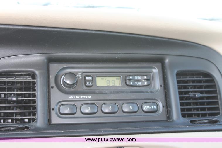 image for item D5100 2006 Ford Crown Victoria Police Interceptor