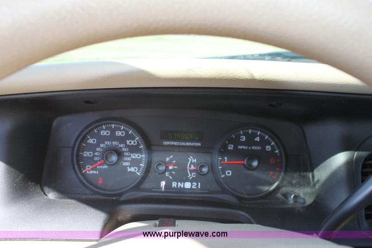 image for item D5100 2006 Ford Crown Victoria Police Interceptor