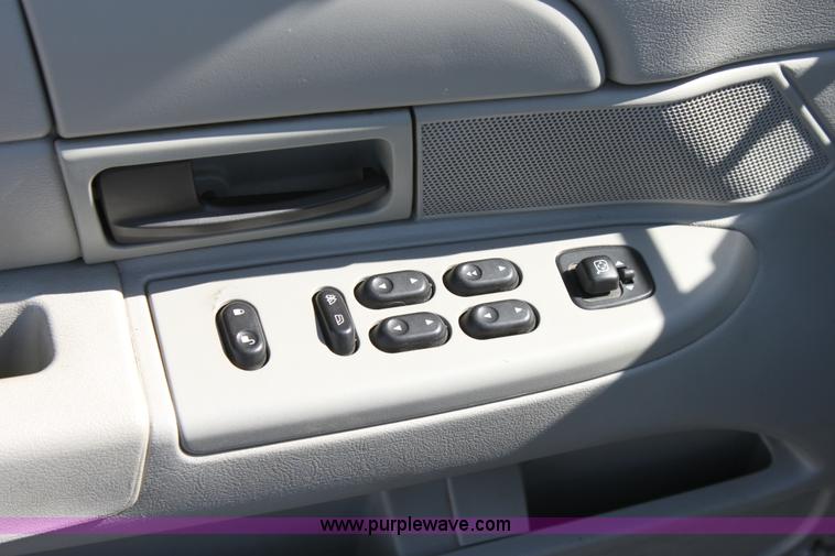 image for item D5101 2005 Ford Crown Victoria Police Interceptor