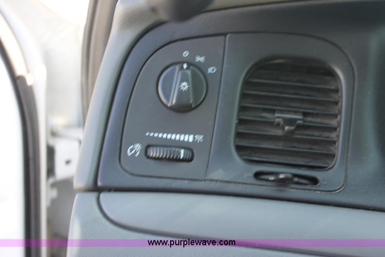 image for item D5101 2005 Ford Crown Victoria Police Interceptor