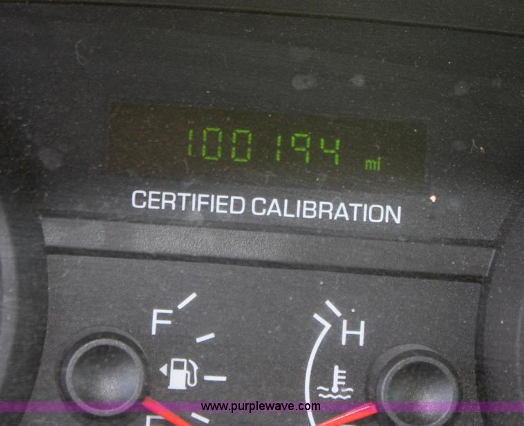 image for item D5102 2006 Ford Crown Victoria Police Interceptor