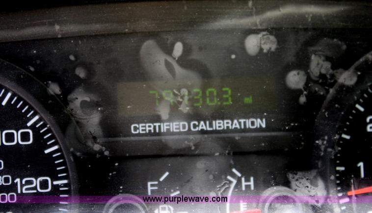 image for item D5104 2006 Ford Crown Victoria Police Interceptor