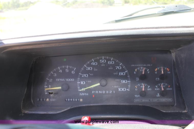 image for item D5105 1998 Chevrolet Cheyenne 2500 flatbed pickup truck