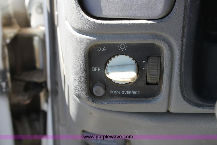 image for item D5105 1998 Chevrolet Cheyenne 2500 flatbed pickup truck