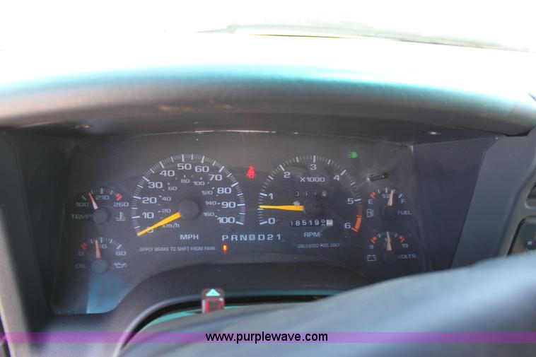 image for item D5106 1997 GMC Jimmy SL SUV