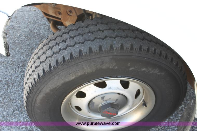 image for item D5106 1997 GMC Jimmy SL SUV