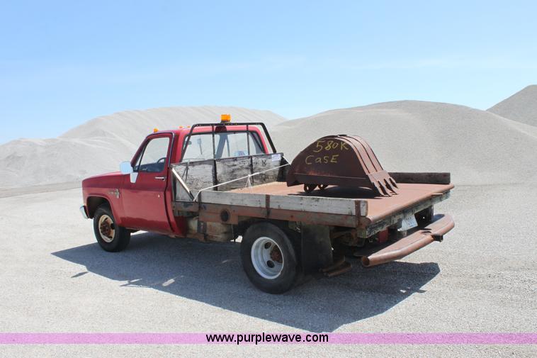 image for item D5108 1988 Chevrolet R30 Custom Deluxe flatbed pickup truck