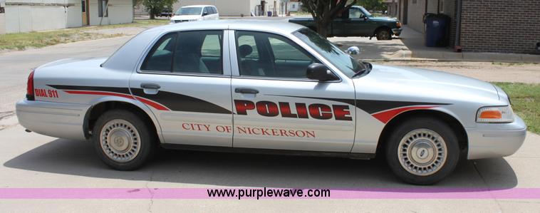 image for item D5117 2002 Ford Crown Victoria Police Interceptor