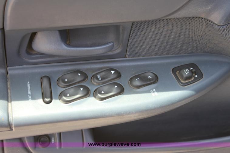 image for item D5117 2002 Ford Crown Victoria Police Interceptor