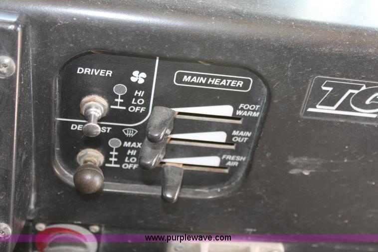 image for item D5188 1994 Blue Bird school bus