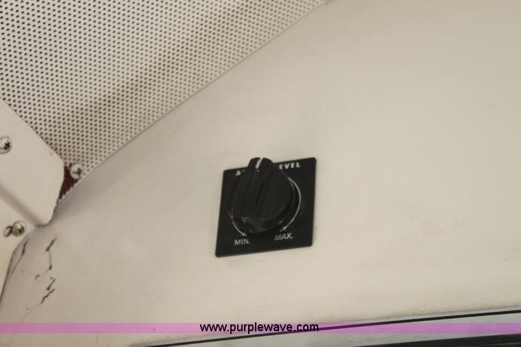 image for item D5188 1994 Blue Bird school bus