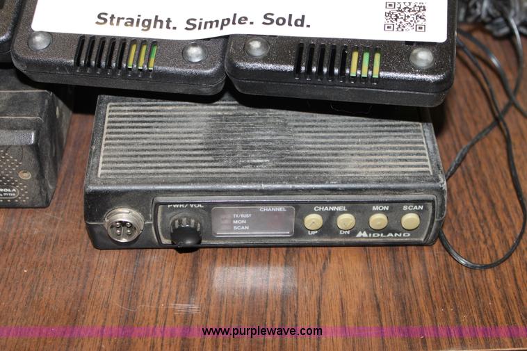 image for item D5191 (15) two way radios