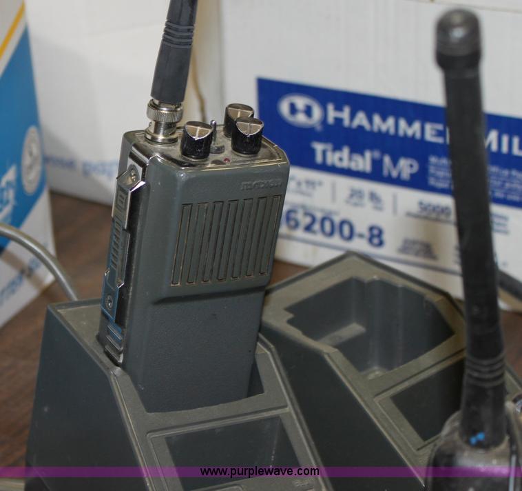 image for item D5191 (15) two way radios