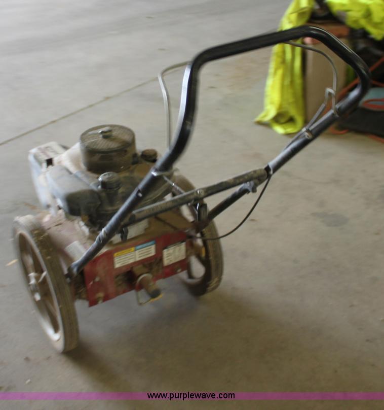 image for item D5192 Swisher Trim-Max WB522 trimmer