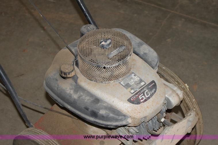 image for item D5192 Swisher Trim-Max WB522 trimmer