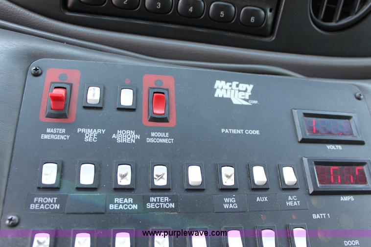 image for item D5208 1997 Ford E350 ambulance