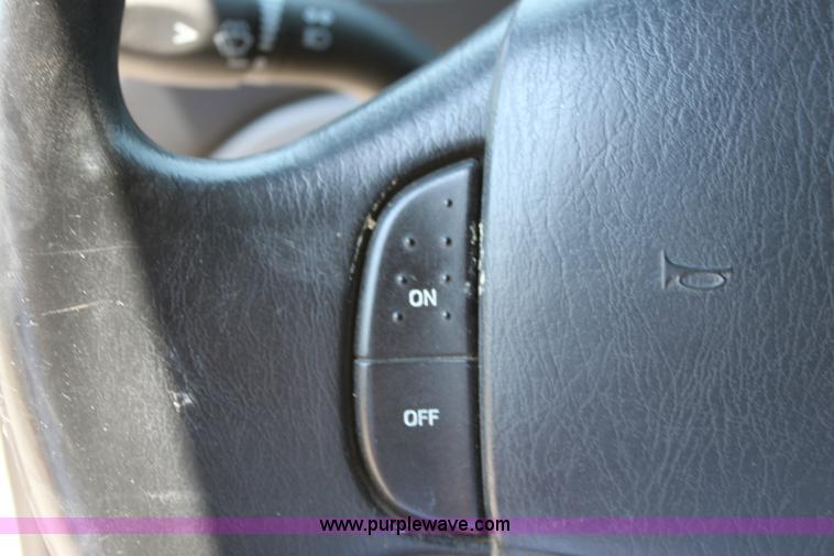 image for item D5208 1997 Ford E350 ambulance