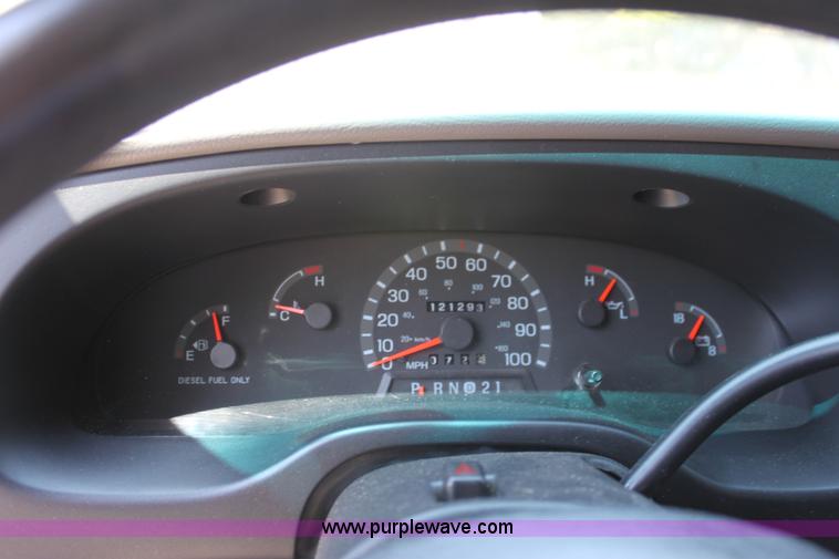 image for item D5208 1997 Ford E350 ambulance