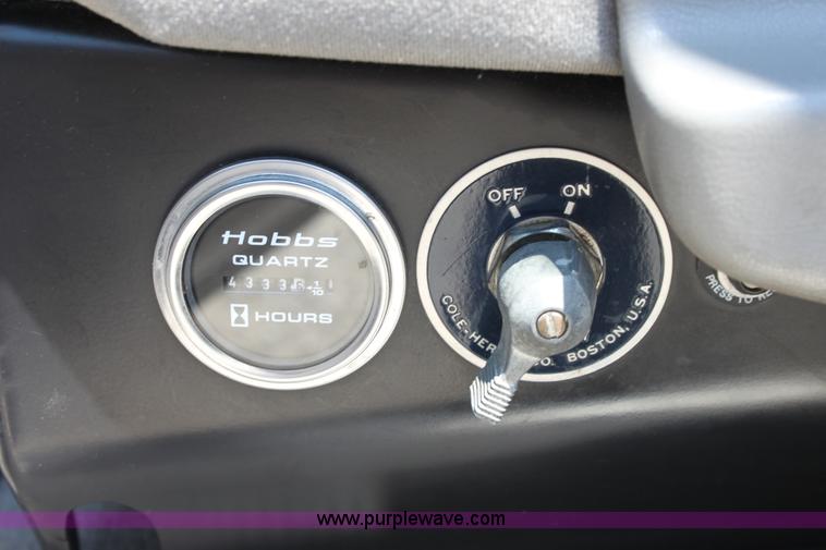 image for item D5208 1997 Ford E350 ambulance